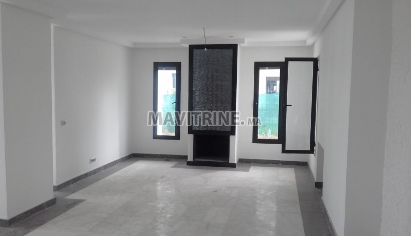 Villa 950 m² à Bouzkoura.