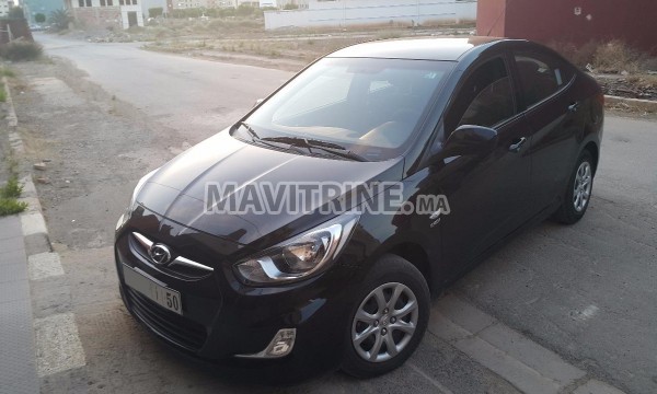 Hyundai accent 1.6 crdi modèle 2013 diesel