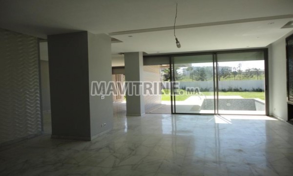 Villa de 667 m² à Bouskoura .