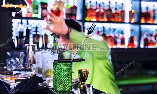 barman professionnel    O