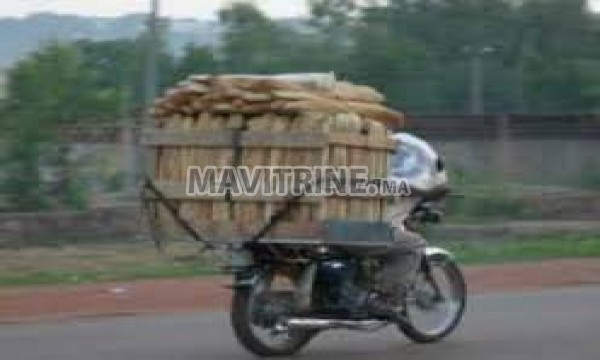 Boulanger livreur motorisé  O