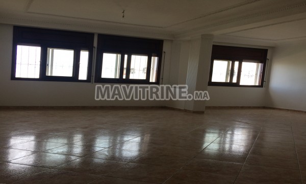 Appartement de haut standing sur bd moulay dris 1er