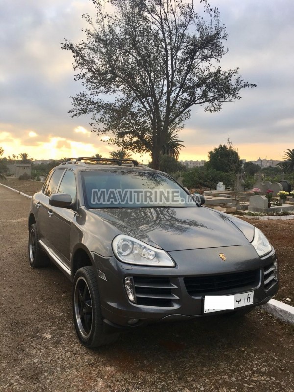 PORSCHE CAYENNE