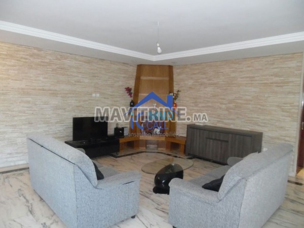 Splendide meublè de 220 m² en LOCATION situè à Souissi