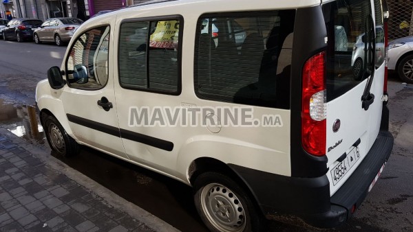 vente une voiture fiat doblo