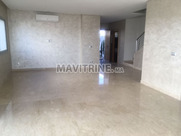 villa de 320 m² ain diab