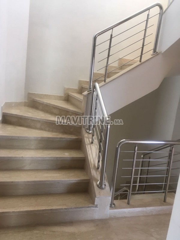 villa de 320 m² ain diab