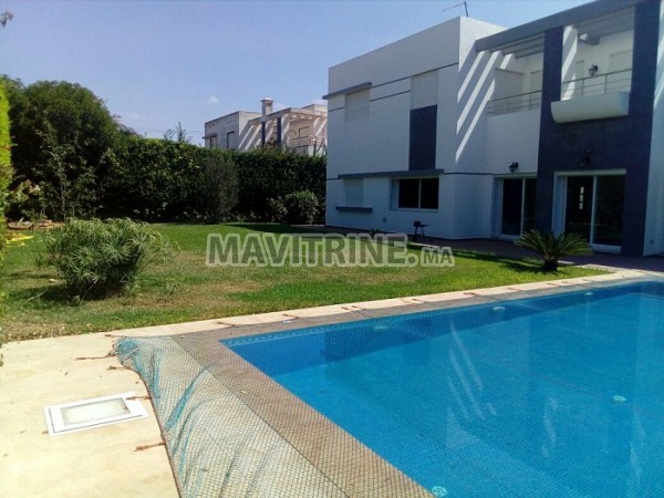 belle villa de 550 m² à bouskoura