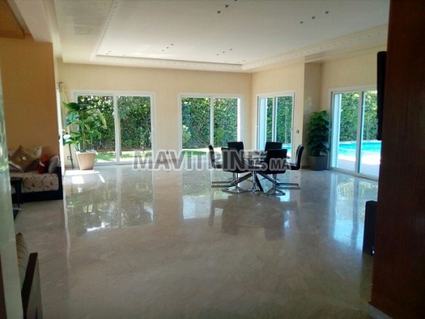 belle villa de 550 m² à bouskoura