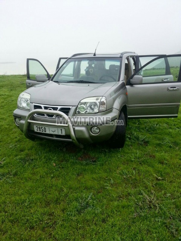 NISSAN X-TRAIL