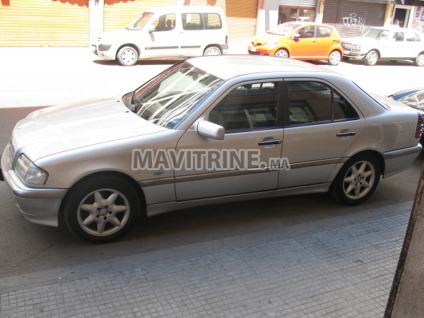 vente Mercedes 220 CDI bon état