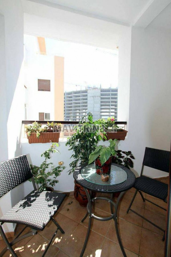 UN APPARTEMENT MEUBLE EN LOCATION