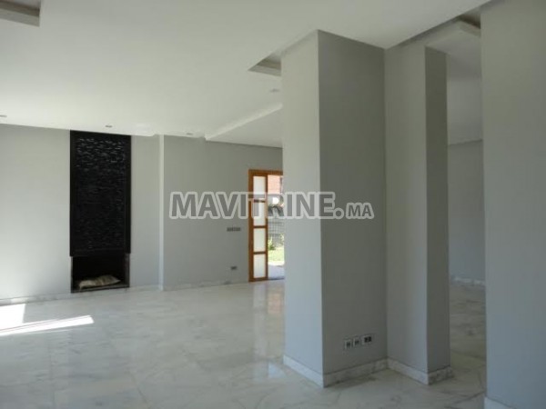 Villa de 667 m² à Bouskoura .