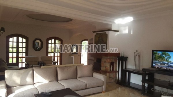 villa de maître de 4000m² à bouskoura