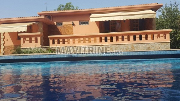 villa de maître de 4000m² à bouskoura