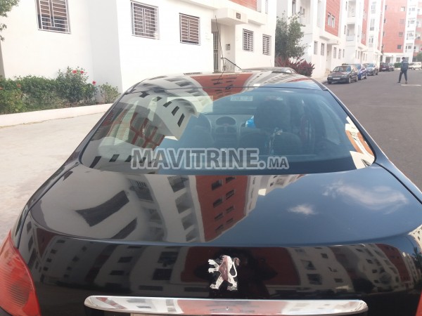 PEUGEOT 206 ESSENCE SUR AGADIR