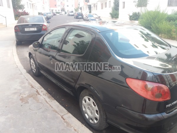 PEUGEOT 206 ESSENCE SUR AGADIR