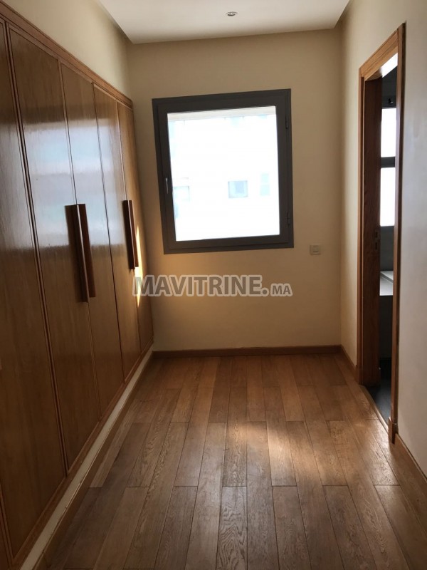 Appartement de 280 m² à Ain Daib