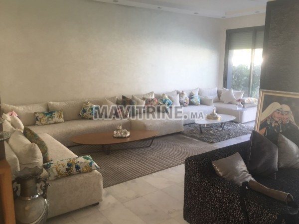 Villa de 300 m² à Bouzkoura