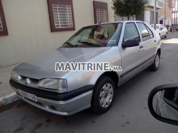 Renault storia 1995 à vendre