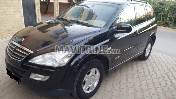 voiture a vendre model kyron 4*4