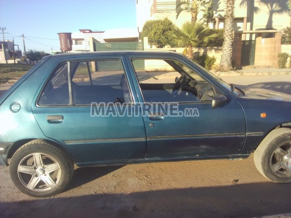 Voiture Peugeot 205 a vendre