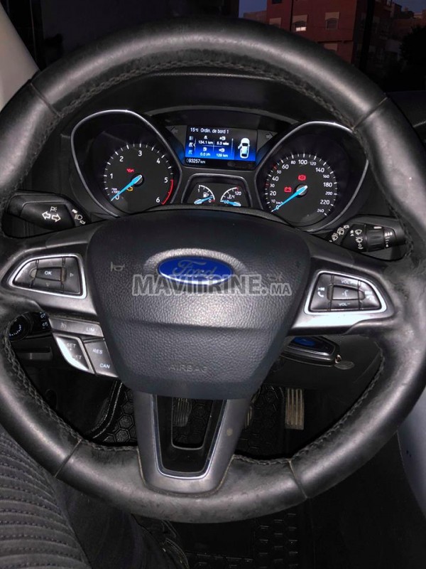 FORD FOCUS SPORT 2015