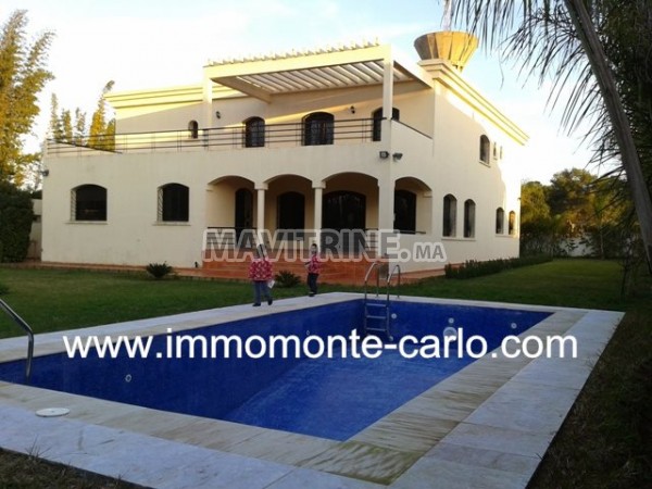 Location villa d’architecture moderne neuve avec piscine à louer à Soussi Rabat