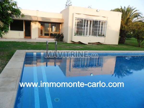 Magnifique villa avec piscine et chauffage à louer au quartier Souissi RABAT