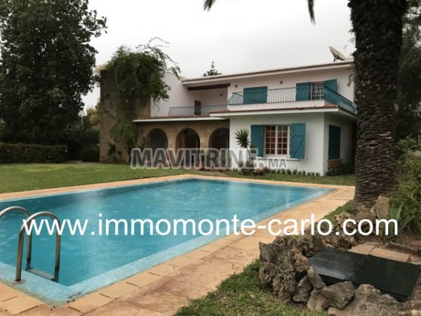 Superbe villa avec piscine à louer au quartier  Souissi Rabat