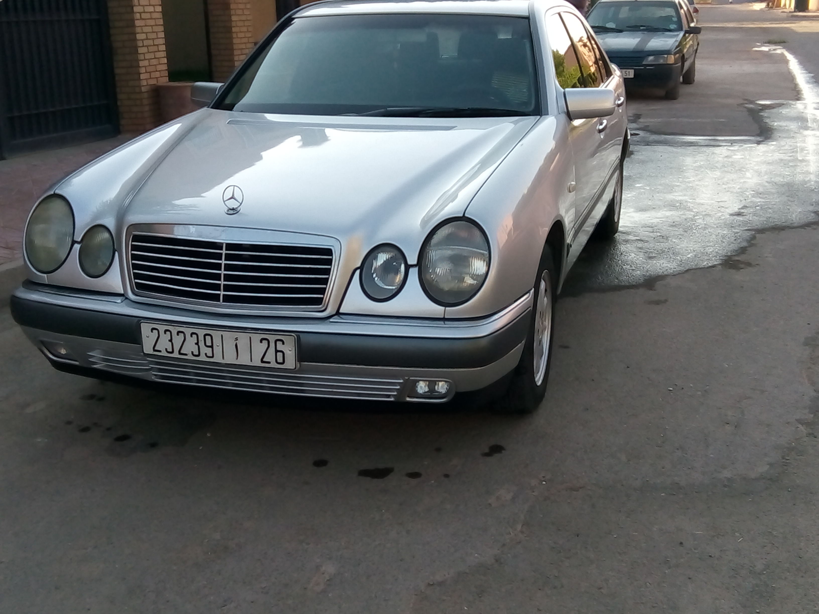 Mercedes E220 diesel 9ch CDI