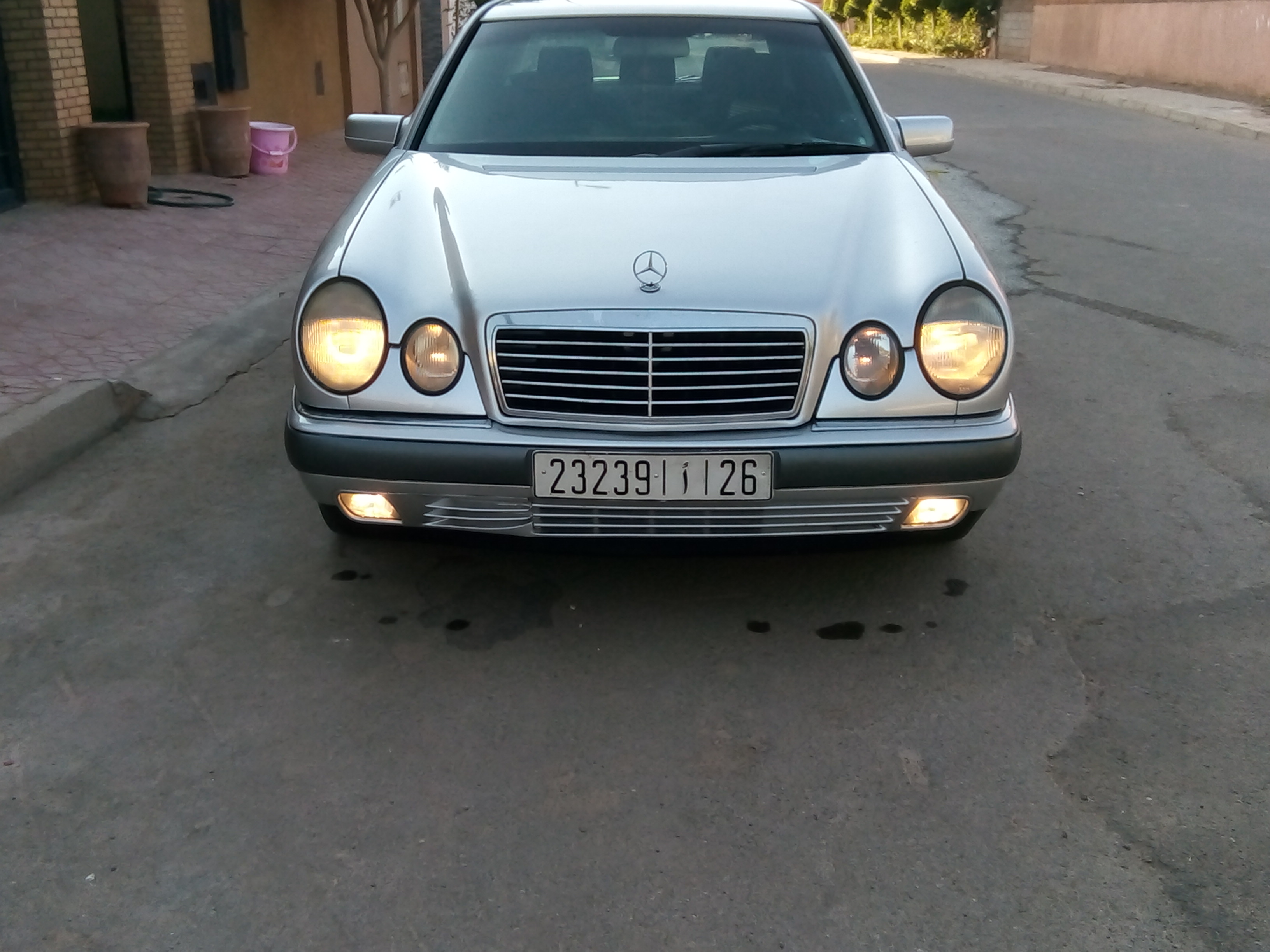 Mercedes E220 diesel 9ch CDI