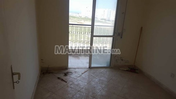 Vend appartement complexe abdallas près zone franche à Tanger