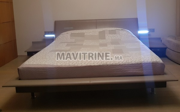 Lit Roche Bobois avec Matelas Yatsan