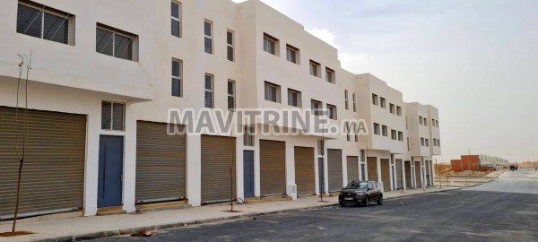 Offre Spéciale des magasins d'une superficie de 130m² à Oujda