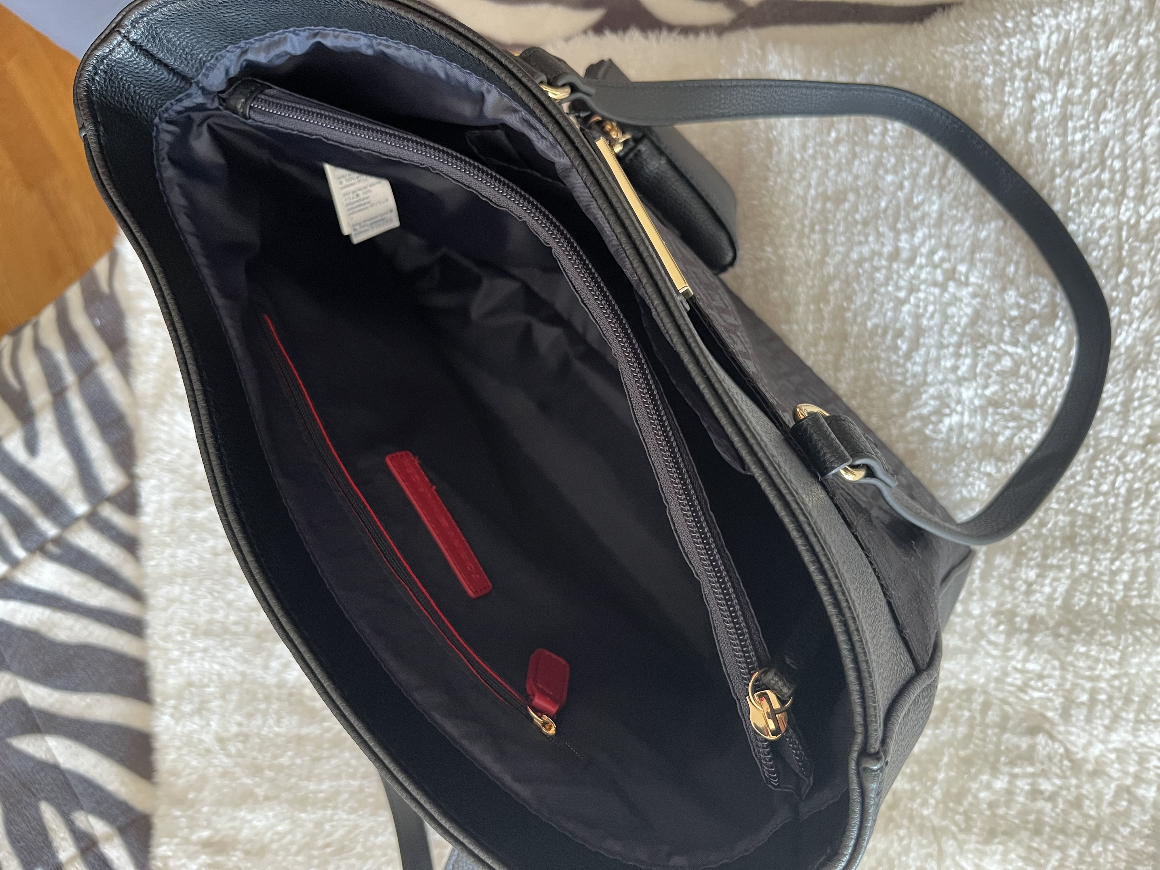 Sac à main Tommy Hilfiger avec porte monnaie