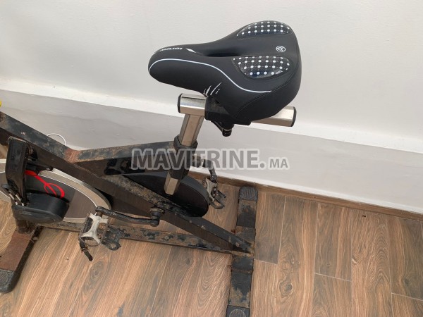 Vélo spinning professionnel